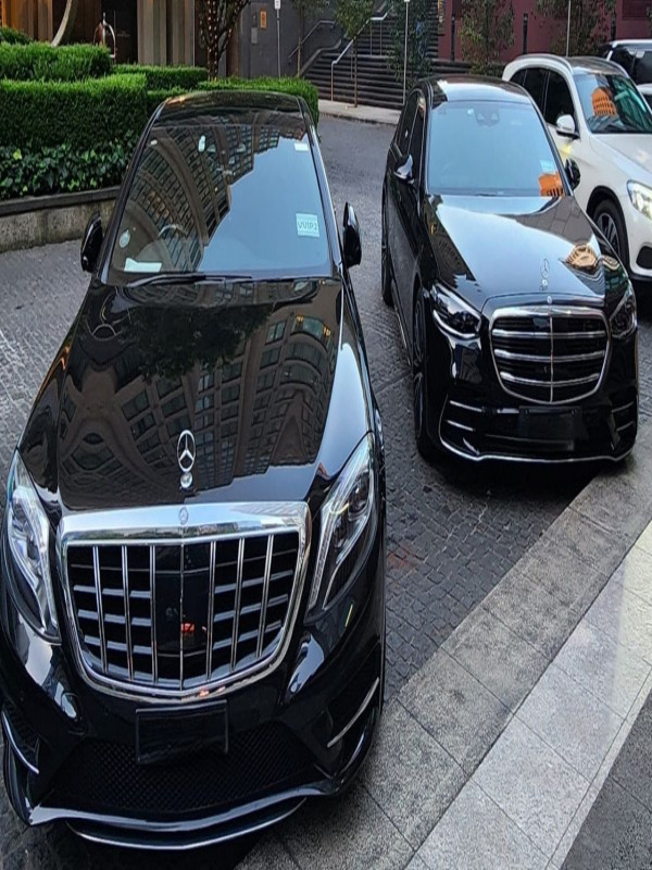 How Professional Chauffeur-Driven Car Hire Elevates Corporate Airport Transfers in Melbourne