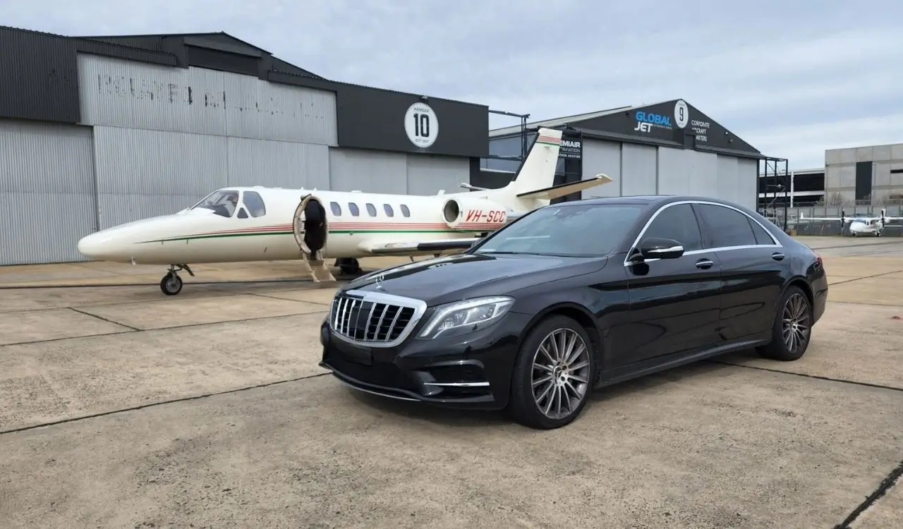 A Professional Touch to Corporate Travel of Luxury Chauffeur Service in Melbourne