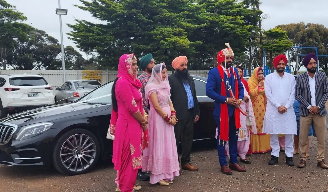 Why Choose Chauffeur-Driven Wedding Cars in Melbourne? Experience Unmatched Comfort and Class